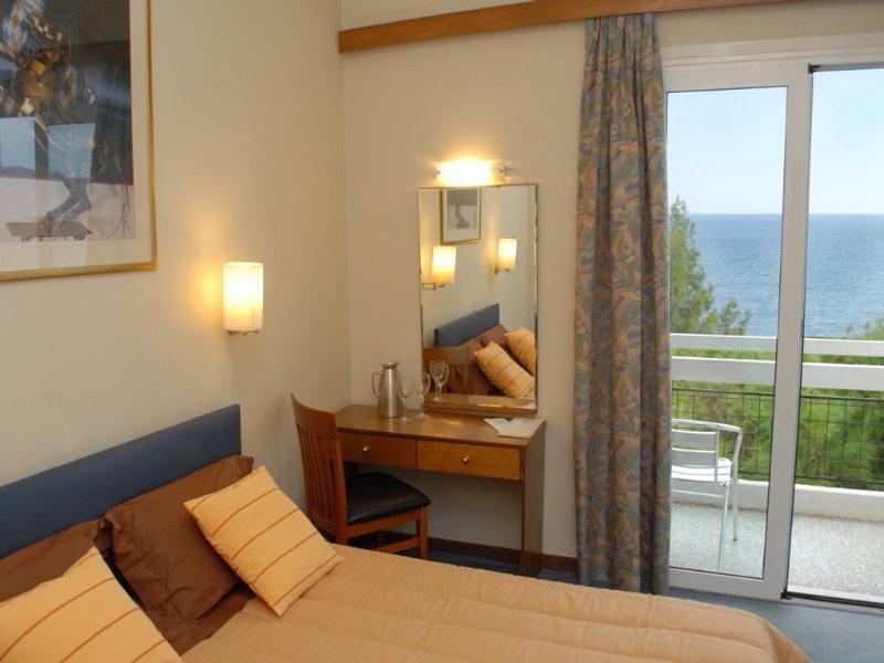 Hotel Karystion 2*